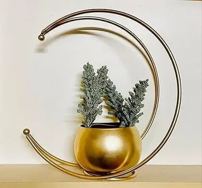 Gold Metal Geometric Flower Vase – Elegant Half-Moon Design for Home & Office Décor (24x24 CM)