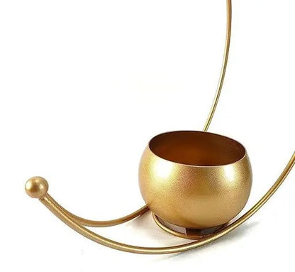 Gold Metal Geometric Flower Vase – Elegant Half-Moon Design for Home & Office Décor (24x24 CM)